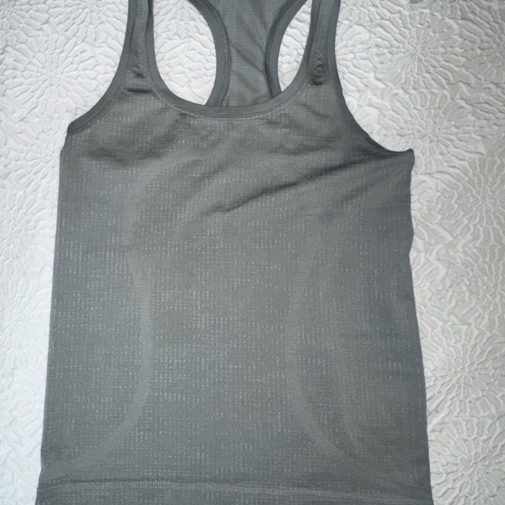 Lululemon swiftly tech tank